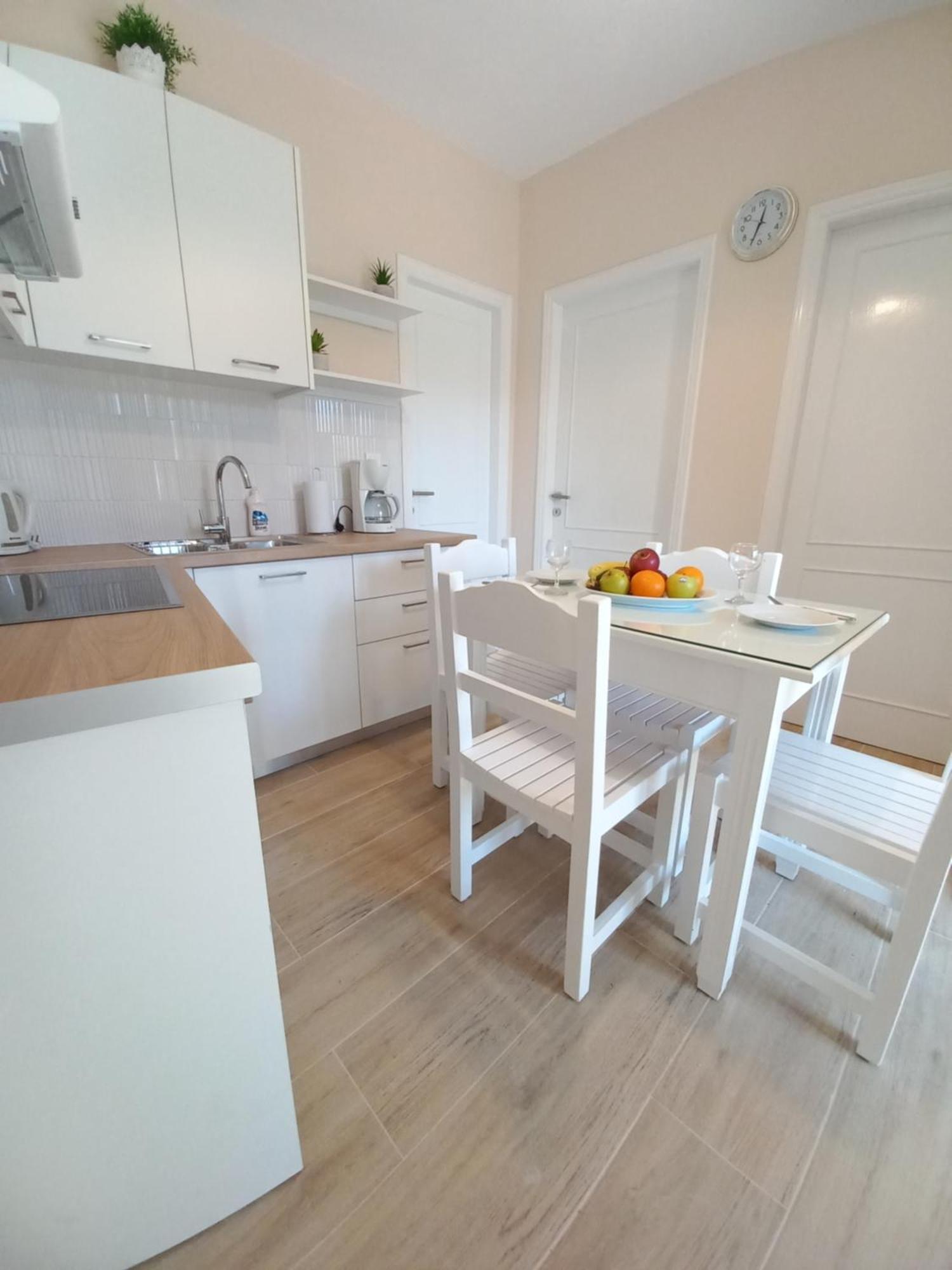 Villa Tina Country Beach Apartments Acharavi  Room photo