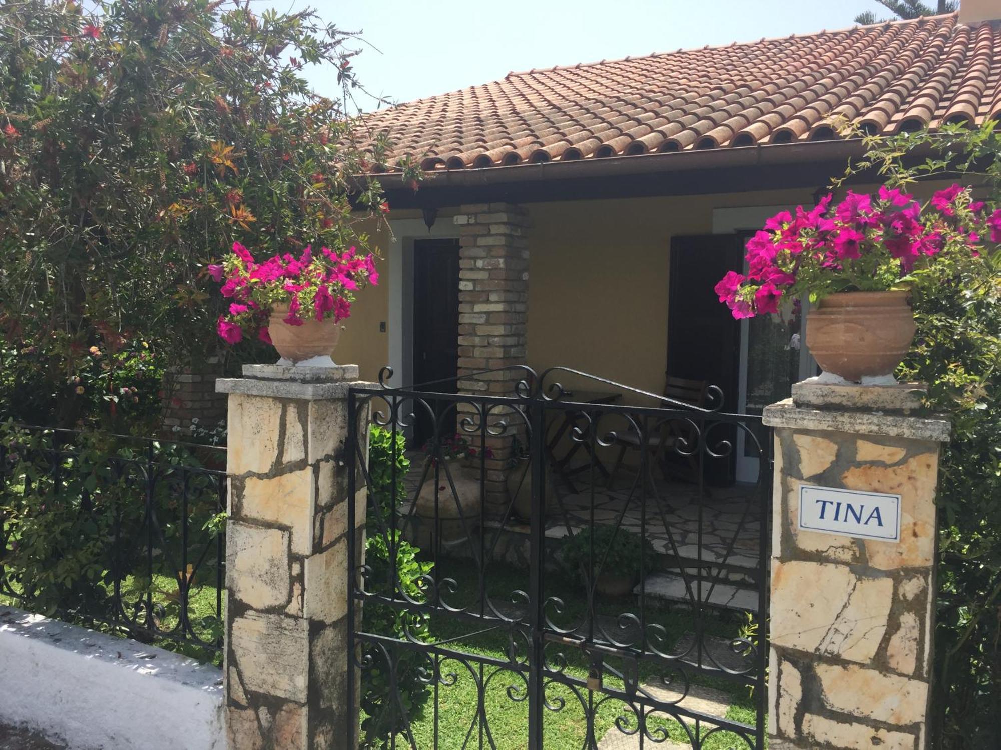 Villa Tina Country Beach Apartments Acharavi  Room photo